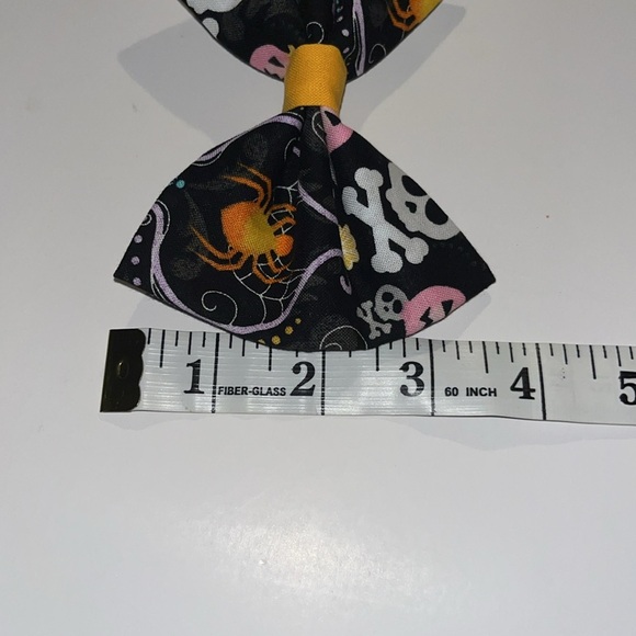 Halloween Themed Bow Tie - Picture 4 of 4